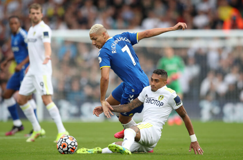LEEDS, ENGLAND - AUGUST 21: Two of the current summer transfer targets for Arsenal, Richarlison of Everton and Raphinha of Leeds United, during the Premier League match between Leeds United and Everton at Elland Road on August 21, 2021 in Leeds, England. (Photo by Jan Kruger/Getty Images)