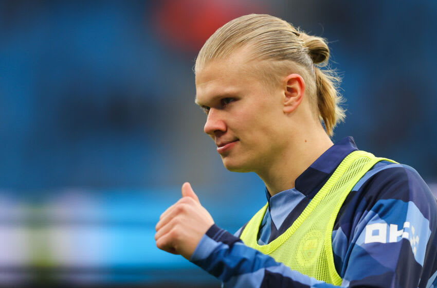 MANCHESTER, ENGLAND - FEBRUARY 12: Erling Haaland of Manchester City during the Premier League match between Manchester City and Aston Villa at Etihad Stadium on February 12, 2023 in Manchester, England. (Photo by James Gill - Danehouse/Getty Images)