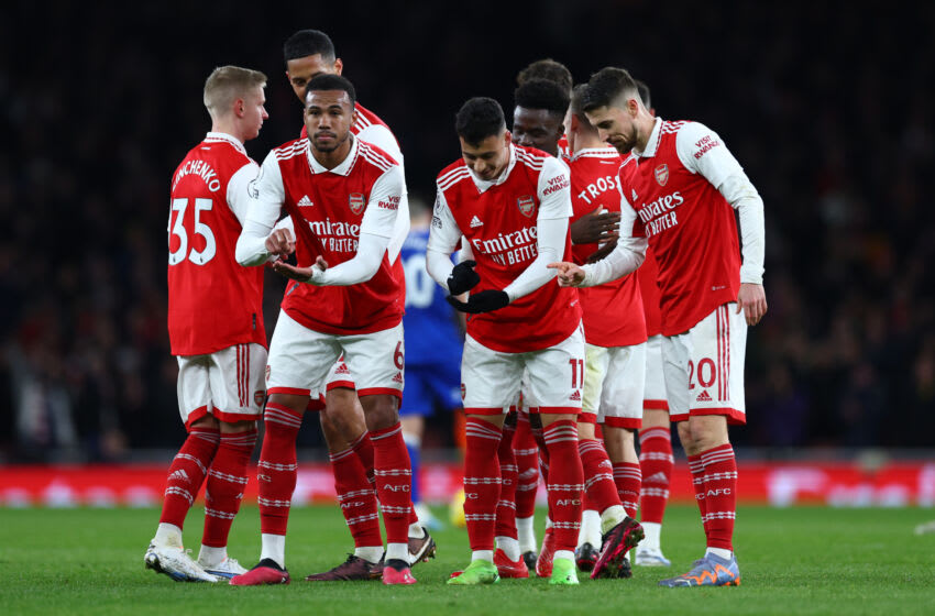 LONDON, ENGLAND - MARCH 01: Gabriel Martinelli of Arsenal celebrates with teammates after scoring the team's second goal following the VAR check during the Premier League match between Arsenal FC and Everton FC at Emirates Stadium on March 01, 2023 in London, England. (Photo by Clive Rose/Getty Images)