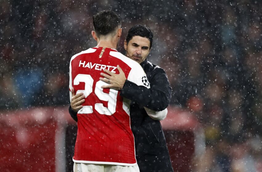 LONDON - (l-r) Kai Havertz of Arsenal FC, Arsenal FC coach Mikel Arteta during the UEFA Champions League match between Arsenal FC and PSV Eindhoven at the Emirates Stadium on September 20, 2023 in London, United Kingdom. ANP MAURICE VAN STEEN (Photo by ANP via Getty Images)