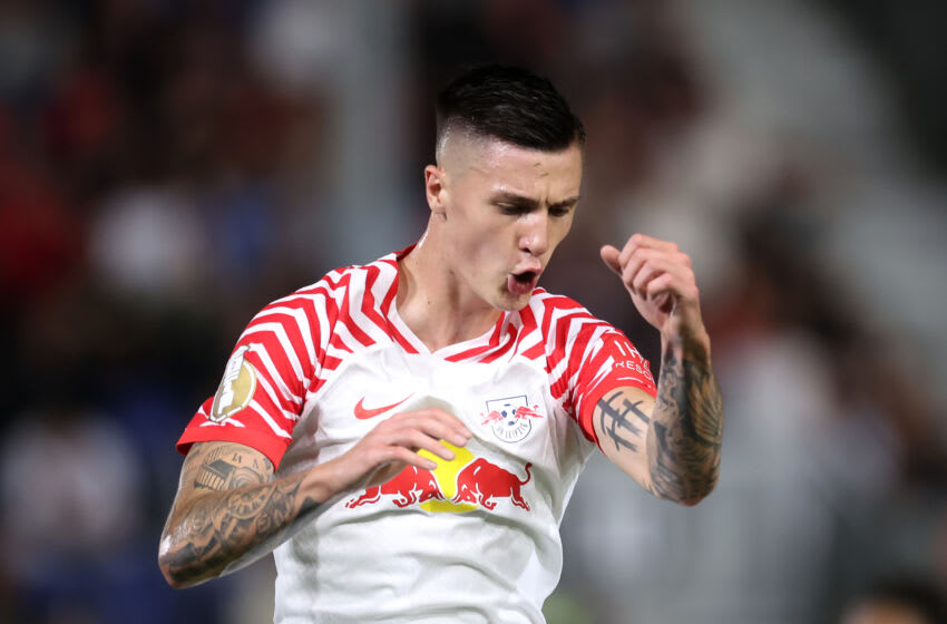 WIESBADEN, GERMANY - SEPTEMBER 27: Benjamin Sesko of RB Leipzig celebrates after scoring the team's second goal during the DFB cup first round match between SV Wehen Wiesbaden and RB Leipzig at BRITA-Arena on September 27, 2023 in Wiesbaden, Germany. (Photo by Alex Grimm/Getty Images)