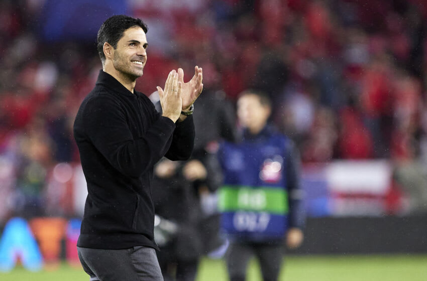 SEVILLE, SPAIN - OCTOBER 24: Mikel Arteta, Manager of Arsenal, applauds the fans after the team's victory during the UEFA Champions League match between Sevilla FC and Arsenal FC at Estadio Ramon Sanchez Pizjuan on October 24, 2023 in Seville, Spain. (Photo by Jesus Ruiz/Quality Sport Images/Getty Images)