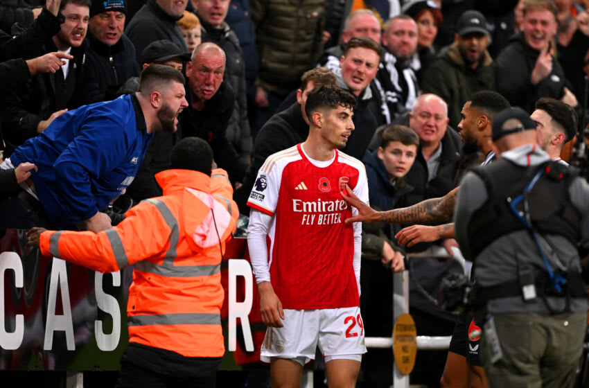 NEWCASTLE UPON TYNE, ENGLAND - NOVEMBER 04: Fans gesture at Kai Havertz of Arsenal during the Premier League match between Newcastle United and Arsenal FC at St. James Park on November 04, 2023 in Newcastle upon Tyne, England. (Photo by Stu Forster/Getty Images)
